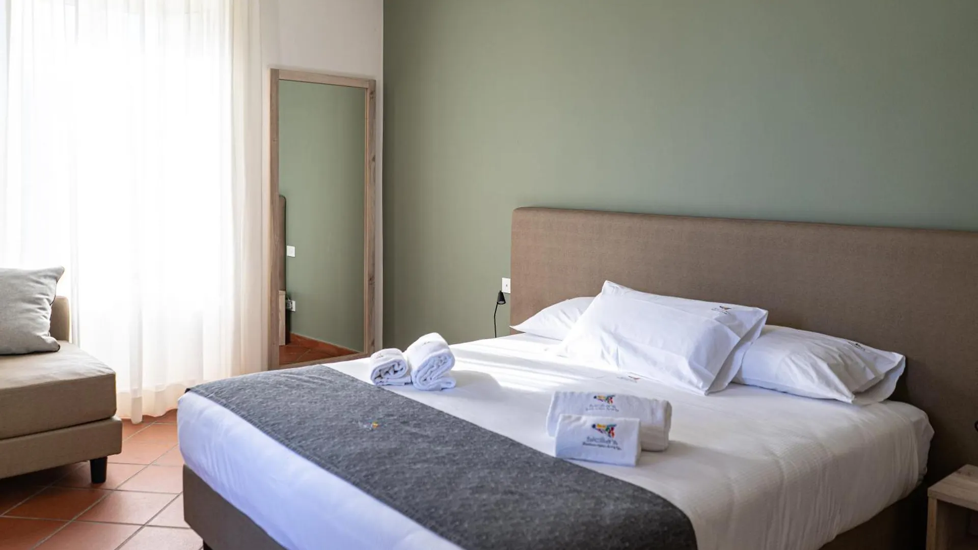 ***** Hotel Picciolo Etna Golf Resort & Spa, Curio Collection By Hilton Castiglione De Sicilia Italy