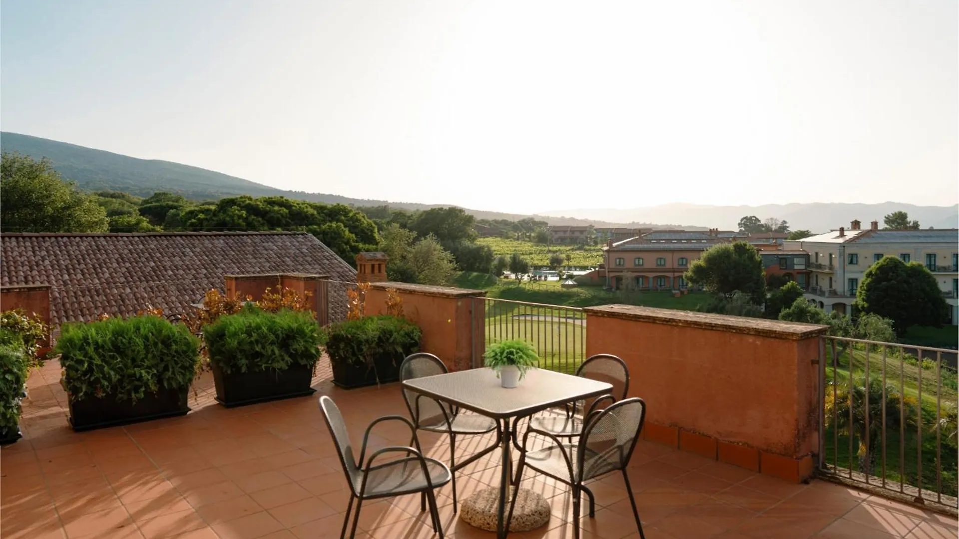 Hotel Picciolo Etna Golf Resort & Spa, Curio Collection By Hilton Castiglione De Sicilia